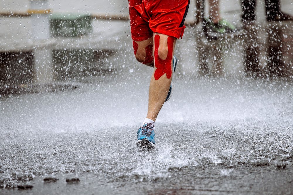 Πέντε λόγοι γιατί το τρέξιμο στη βροχή δεν είναι και τόσο… κακό! runbeat.gr 
